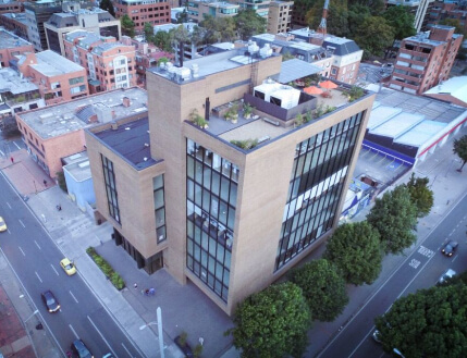 Foto de fachada de la sede